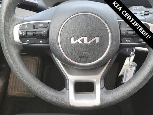 Certified 2024 Kia Sportage LX image 10