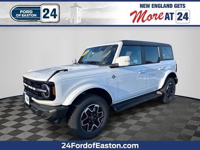 New 2025 Ford Bronco Outer Banks