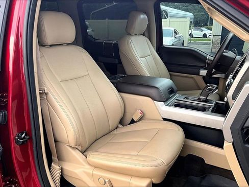 Used 2018 Ford F150 Lariat RWD image 7