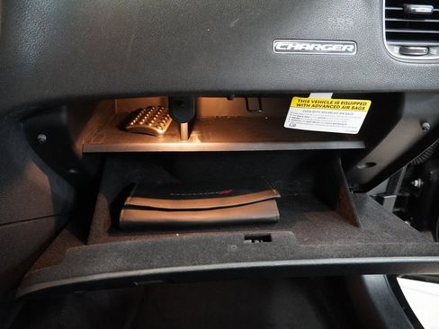 Used 2018 Dodge Charger R/T Scat Pack image 34