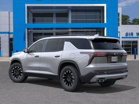 New 2026 Chevrolet Traverse Z71 w/ Driver Confidence Package image 3