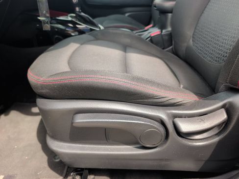 Used 2016 Kia Soul + w/ Tarmac Special Edition FWD image 9