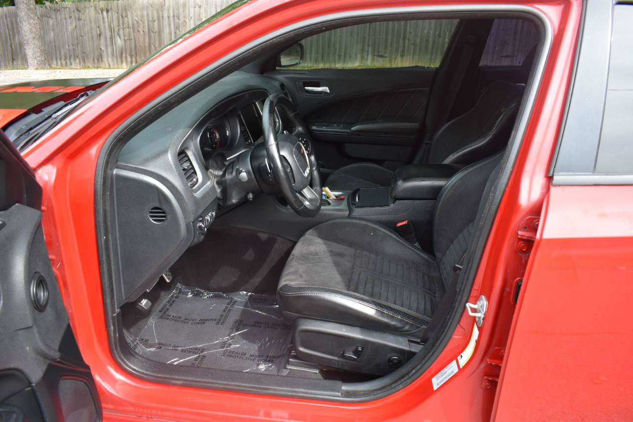 Used 2017 Dodge Charger R/T RWD image 12