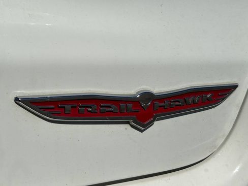 Used 2021 Jeep Compass Trailhawk AWD/4WD image 24