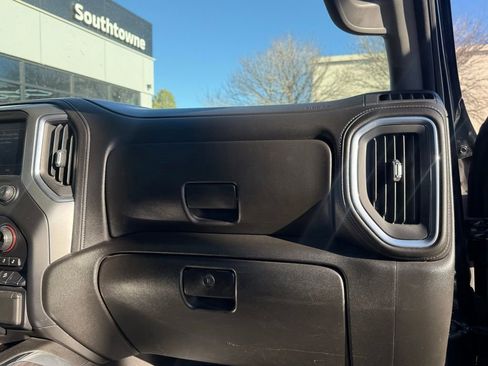 Used 2021 Chevrolet Silverado 2500 LTZ w/ LTZ Plus Package image 27