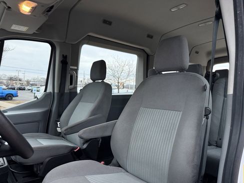 Used 2018 Ford Transit 350 XLT image 13