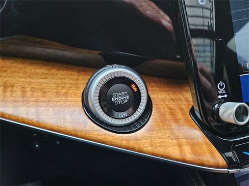 Used 2023 Jeep Grand Wagoneer Series III w/ Rear Seat Video Group 1 image 25