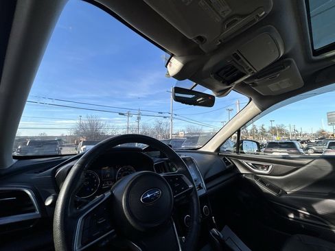 Used 2019 Subaru Forester Touring image 16