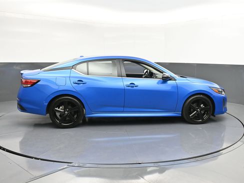 Used 2024 Nissan Sentra SR image 9