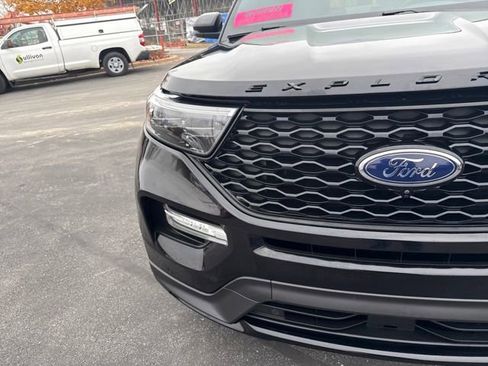 Used 2020 Ford Explorer ST w/ Premium Technology Package image 42