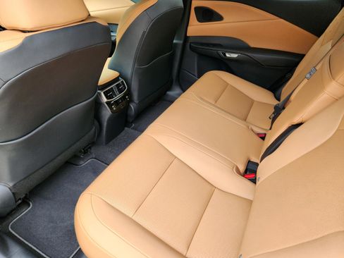 New 2026 Lexus RX 350 FWD image 16