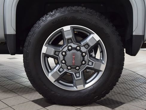 Used 2025 GMC Sierra 2500 SLT w/ SLT Premium Package AWD/4WD image 27