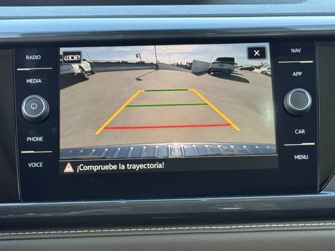 Used 2023 Volkswagen Taos SEL image 23