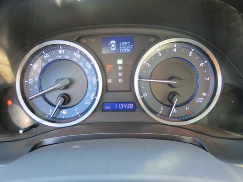 Used 2011 Lexus IS 250 4dr Sport Sdn RWD image 11