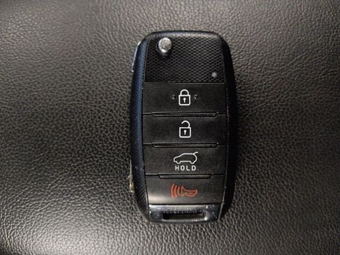 Used 2017 Kia Soul FWD image 32