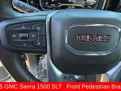 Used 2025 GMC Sierra 1500 SLT AWD/4WD image 19