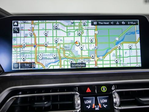 Used 2023 BMW X5 xDrive40i w/ Premium Package image 32