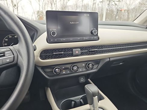 Used 2024 Honda HR-V LX image 21