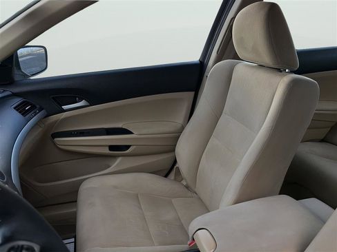 Used 2011 Honda Accord LX image 14