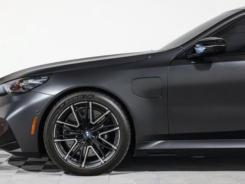 Used 2026 BMW M5 Touring AWD/4WD image 13