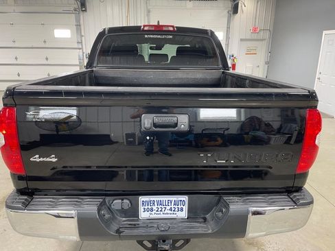 Used 2020 Toyota Tundra SR5 w/ SR5 Upgrade Package image 6