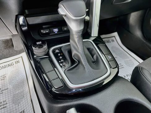 Used 2023 Kia Seltos S FWD image 23