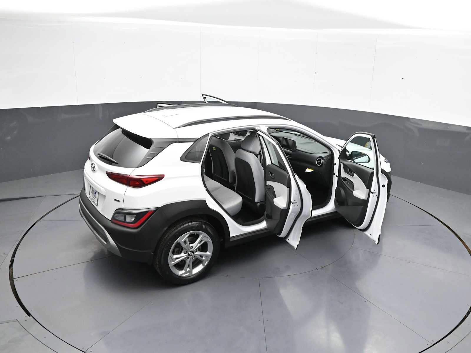 Certified 2023 Hyundai Kona SEL AWD/4WD image 42
