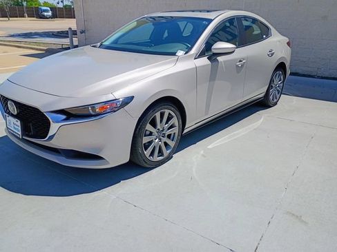 Used 2025 MAZDA MAZDA3 s FWD image 12