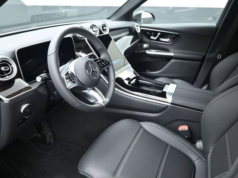 New 2026 Mercedes-Benz GLC 300 image 19