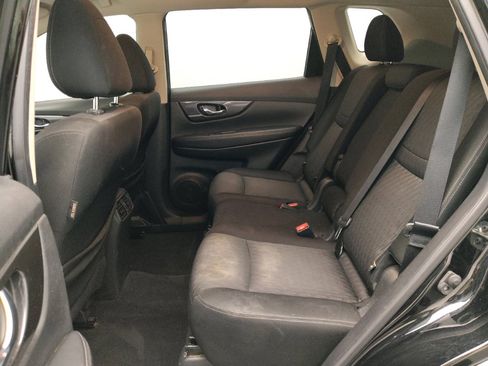 Used 2020 Nissan Rogue S w/ Special Edition Package image 18