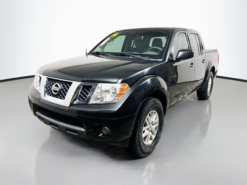 Used 2019 Nissan Frontier SV RWD image 10