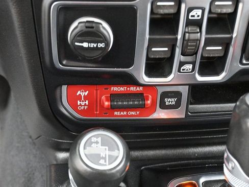 Used 2020 Jeep Wrangler Unlimited Rubicon AWD/4WD image 22