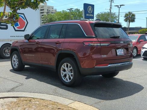 Used 2022 Jeep Grand Cherokee Limited AWD/4WD image 6