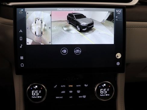 Used 2021 Jaguar F-PACE S image 23