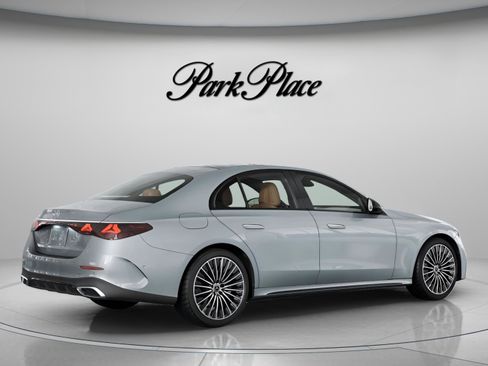 Used 2026 Mercedes-Benz E 350 Sedan image 22