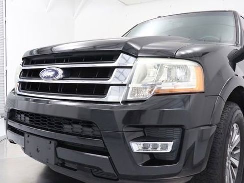 Used 2015 Ford Expedition XLT w/ Equipment Group 202A image 10