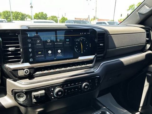 Used 2022 Chevrolet Silverado 1500 ZR2 AWD/4WD image 39