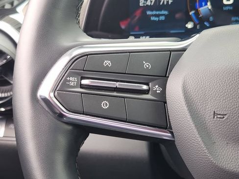 Used 2026 Chevrolet Equinox LT w/ Convenience Package II FWD image 25