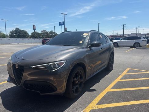 Used 2023 Alfa Romeo Stelvio Veloce AWD/4WD image 1