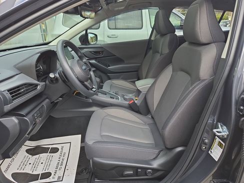 Used 2025 Subaru Crosstrek 2.0i Premium image 16