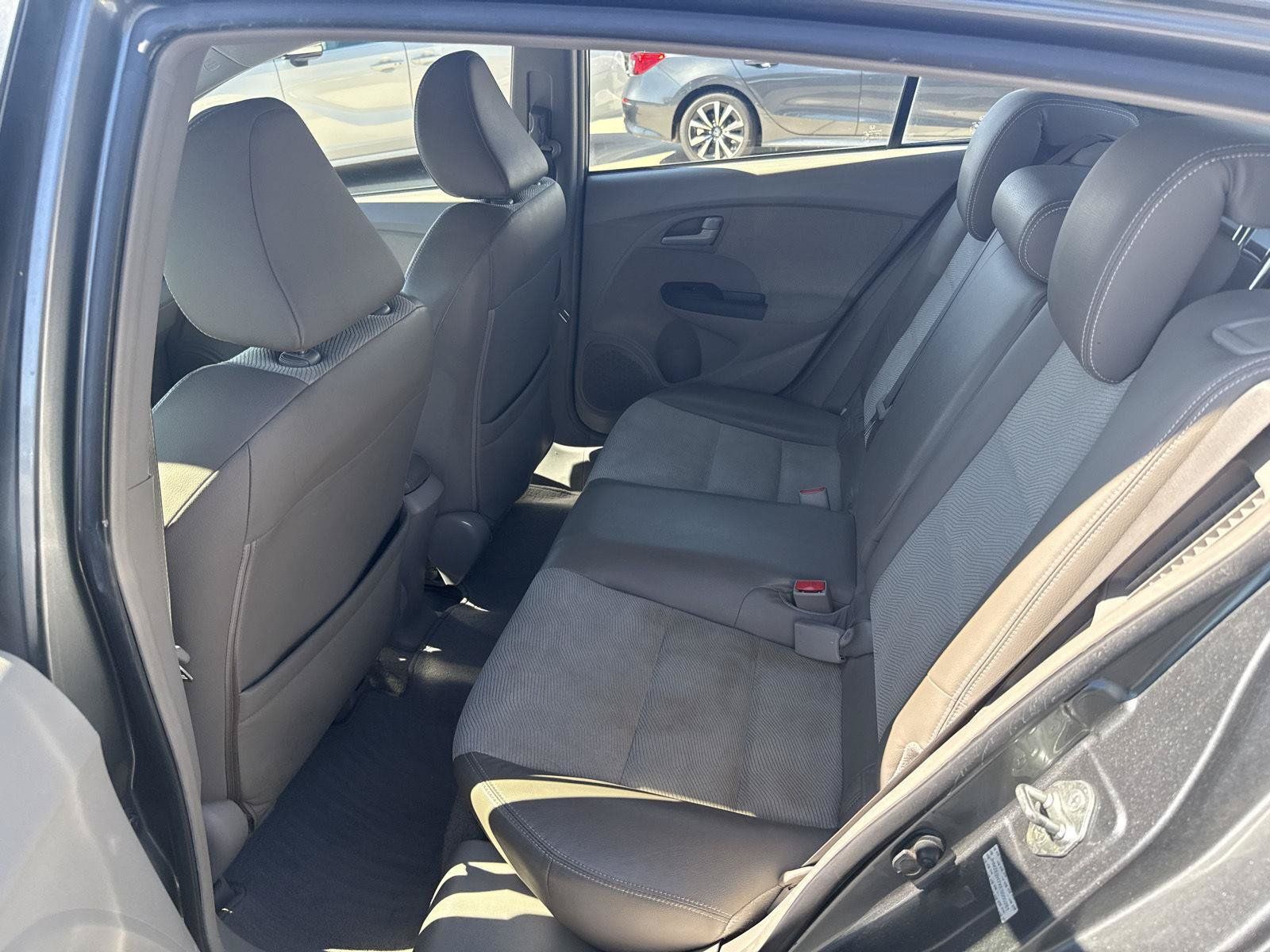 Used 2014 Honda Insight EX image 13