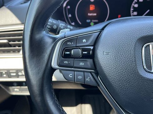 Used 2018 Honda Accord Touring image 24