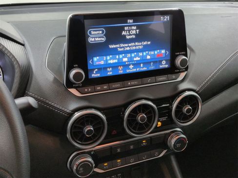 Used 2025 Nissan Sentra SV image 27