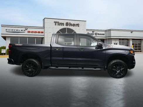 Used 2023 Chevrolet Silverado 1500 Custom Trail Boss AWD/4WD image 6