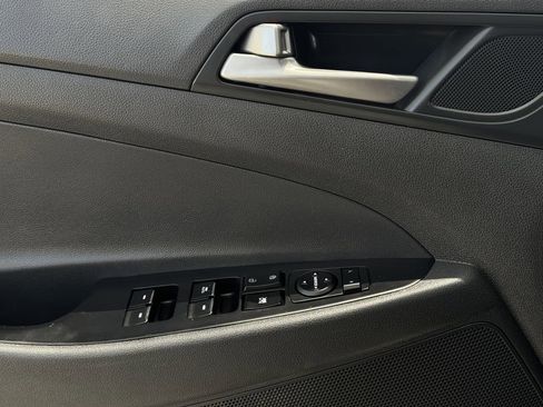 Used 2018 Hyundai Tucson Limited FWD image 23