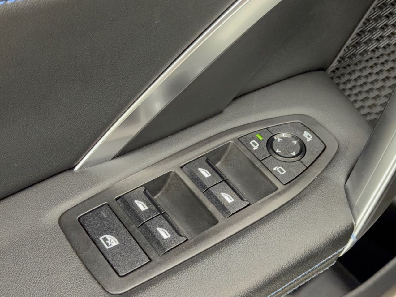 Certified 2024 BMW X1 M35i w/ Premium Package AWD/4WD image 15