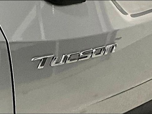 Used 2022 Hyundai Tucson Limited image 41