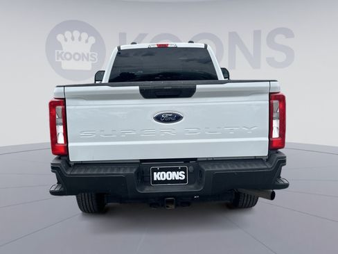 Certified 2023 Ford F350 XL w/ Snow Plow Prep Package AWD/4WD image 15