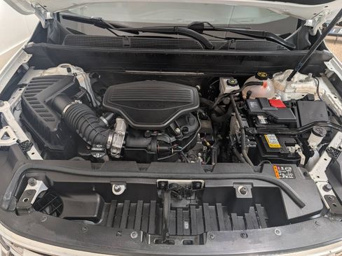 Used 2020 GMC Acadia AT4 w/ GMC Pro Grade Package AWD/4WD image 26