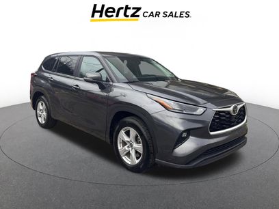 Used 2025 Toyota Highlander LE